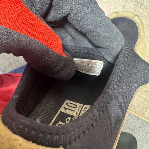 Simple Vintage Tan Leather Trimmed Slip On Shoes Women's Size 10 - Picture 6 of 8